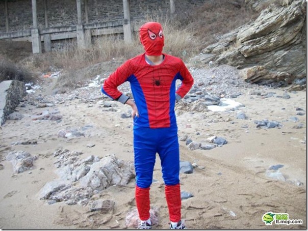 Homem aranha chinês (1)