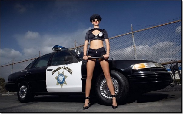 Policial prenda me por favor (1)