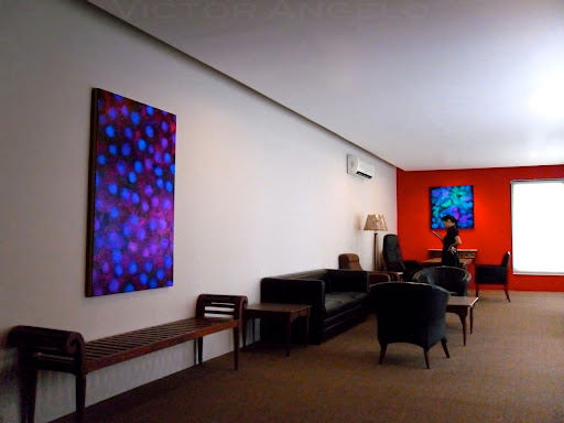 Victor Angelo suite