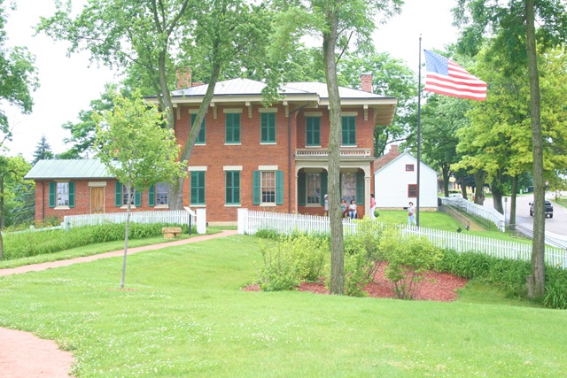 [IMG_1161b4.jpg]