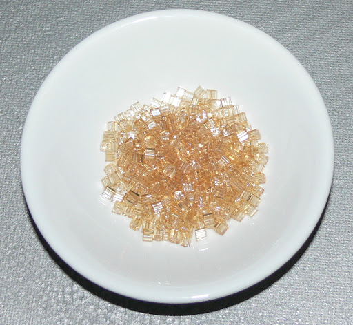 Czech Cubes - 3.4mm Champagne - PER GRAM