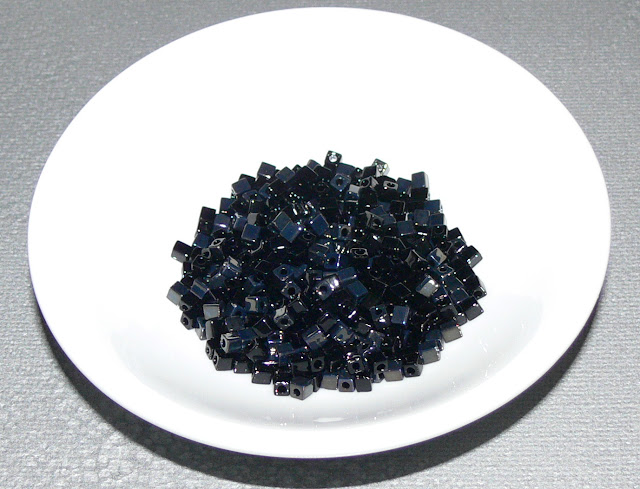 Miyuki Square 3mm Black - PER GRAM