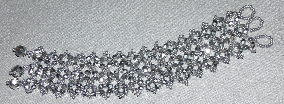 *Cross Czech'd* DIY Bracelet - Silver Streak