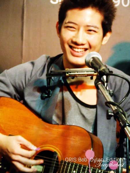 รูปภาพ เป้ อารักษ์ คุณชายสุดหล่อ มาดเซอร์