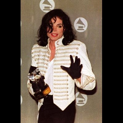 รูปภาพ ไมเคิล แจ๊คสัน Michael Jackson สิ้นลมด้วยวัย 50 ปี