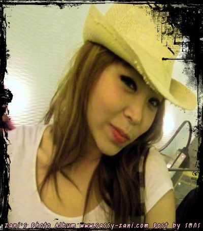 รูปภาพ ซานิ AF6 สาวมาดเท่ห์ ในลุคผมยาว
