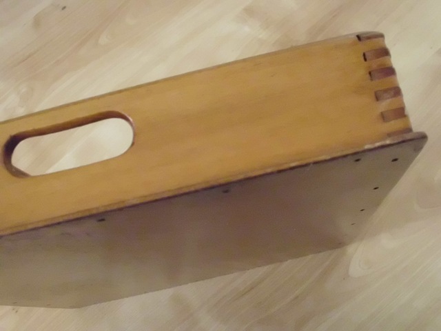 [Old wooden cutlery tray[4].jpg]