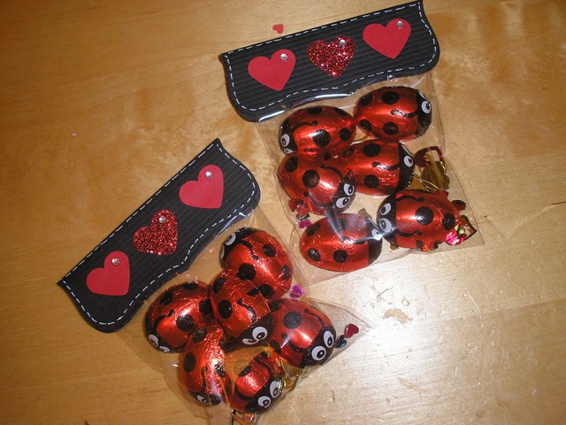 [Valentine Lovebugs[5].jpg]
