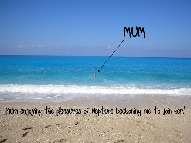 [Mum in the sea[8].jpg]