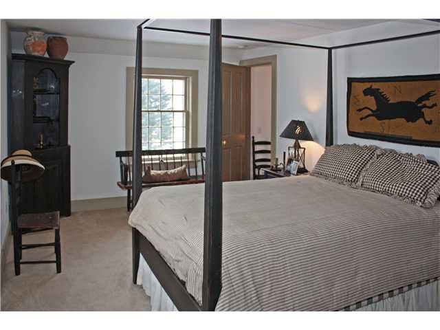 [SaltboxInterior112.jpg]