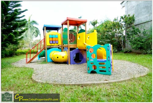 Nichols Park Playground