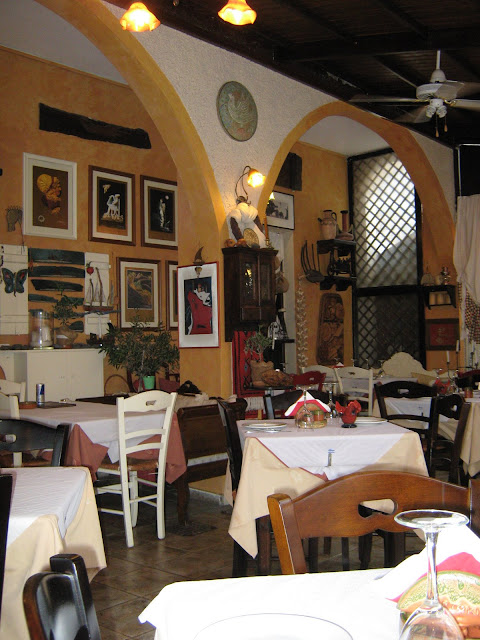 Restaurant Alexander in Kamari. One of my favourites! Food is amazing, they are funny and sweet, and it doesn´t cost so much!
