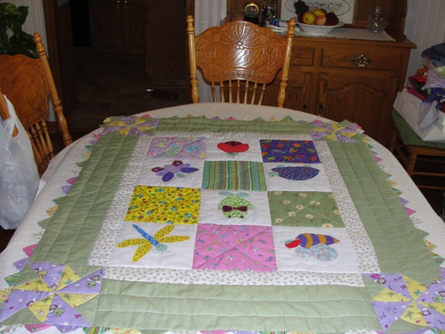 [quilt 1[8].jpg]