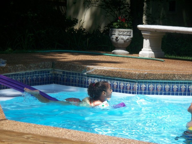 [kirsten swim[3].jpg]