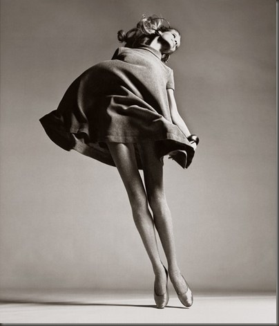 veruschka-dress-by-bill-blass-new-york-january-1967-richard-avedon