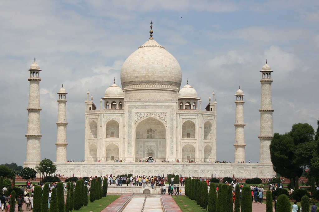 [Inida Office and Taj 109[1].jpg]