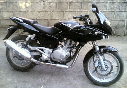 Bajaj+pulsar+220+sf
