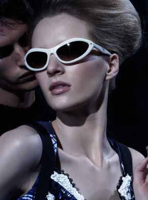 Prada eyewear mujer, otoño 2010