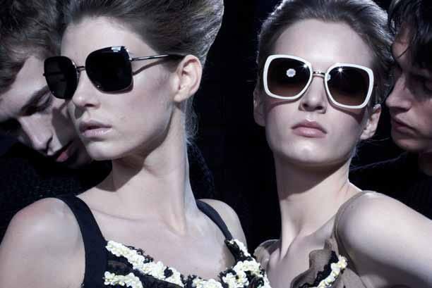 Prada eyewear mujer, otoño 2010