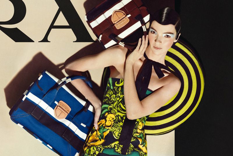 Prada campaña primavera verano 2011