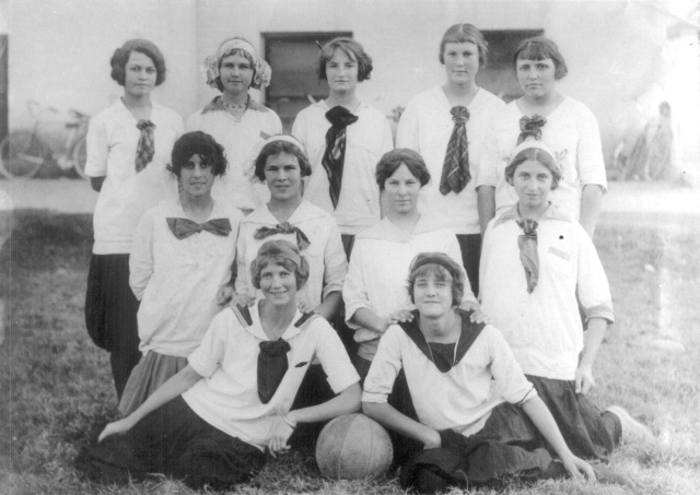 [Estella's basketball team, about 1912[4].jpg]