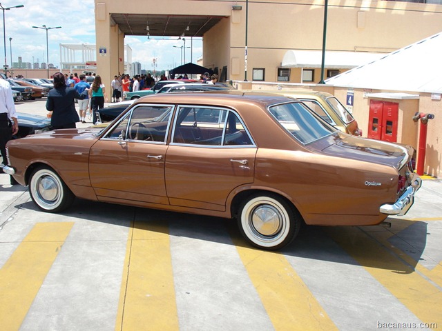 [dsc01704ax9[3].jpg]