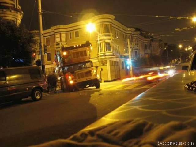 [avtobus-003[2].jpg]