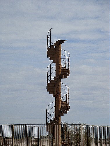 [staircase1[1].jpg]