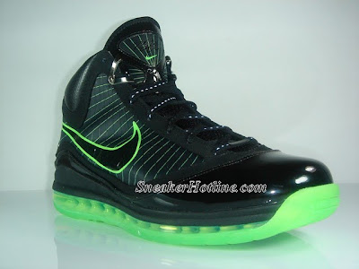 Nike Air Max LeBron VII Black/Mean Green Dunkman Edition nike air max lebron 7 gr black dunkman 2 05 Nike Air Max LeBron VII Black/Mean Green Dunkman Edition