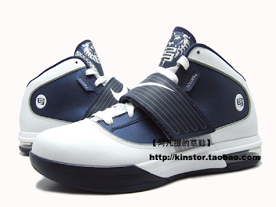 nike zoom soldier 4 tb white navy 2 03 Nike Zoom Soldier IV (4) TB   White/Navy Sample New Photos
