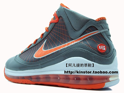 Another Look at the Max LeBron VII 393320 003 in Grey/Orange nike air max lebron 7 gr grey white orange 1 19 Another Look at the Max LeBron VII 393320 003 in Grey/Orange