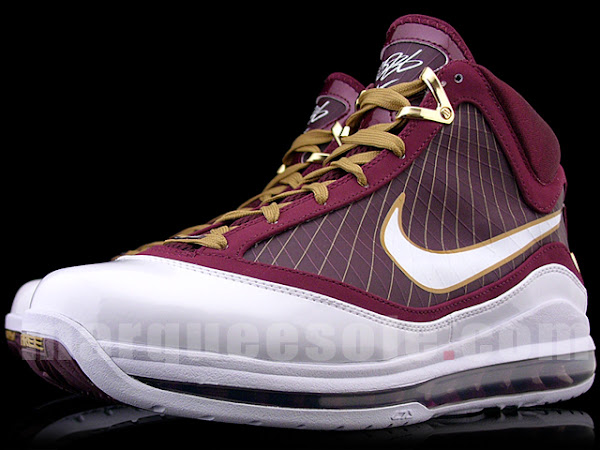 A First Look at the 8220Christ the King8221 Nike Air Max LeBron VII