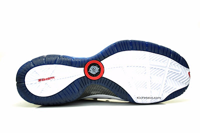 nike lebron 7 ps gr white navy red 1 05 Nike LeBron 7 P.S. w/Zoom Air   Actual Photos   White/Navy