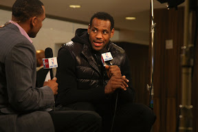 lebron james nba 100212 all star dallas 04 2010 NBA All Star: King James with the Black/White/Gold AMLVII