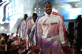 lebron james nba 100214 all star dallas 55 2010 NBA All Star: D Wade and LeBron lead EAST in Front of 108k