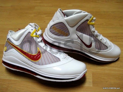 nike air max lebron 7 pe fairfax home 1 05 Leaked: Nike Air Max LeBron VII Fairfax Home Player Exclusive
