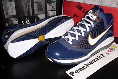 nike air max lebron 7 pe university of akron 5 01 After the Drop: Nike Air Max LeBron VII Akron Zips Close Ups