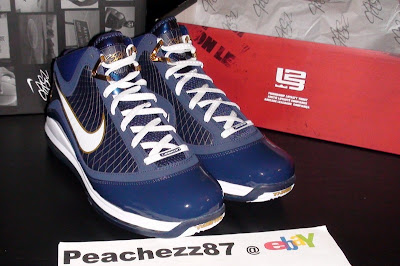 nike air max lebron 7 pe university of akron 5 04 After the Drop: Nike Air Max LeBron VII Akron Zips Close Ups