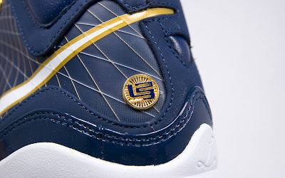 LeBron VII Akron Exclusive New Pics. Restock at HOH on Tuesday. nike air max lebron 7 pe university of akron 6 12 LeBron VII Akron Exclusive New Pics. Restock at HOH on Tuesday.