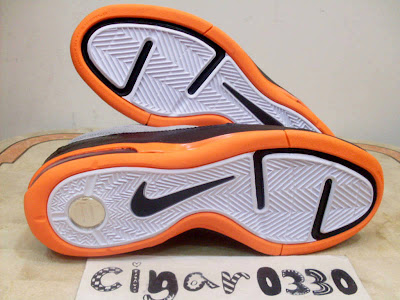 Nike Air Max LeBron VII Low Wolf Grey/Total Orange White Sample nike air max lebron 7 low ss grey orange white 1 06 Nike Air Max LeBron VII Low Wolf Grey/Total Orange White Sample
