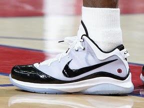 timeline 100417 shoe lebron7 ps pop 2009 10 Timeline