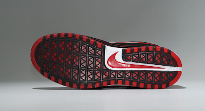 Be Unstoppable... With the New Nike Zoom LeBron VI nike zoom lebron 6 gr black white red 10 05 Be Unstoppable... With the New Nike Zoom LeBron VI