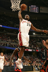 lebron james nba 081030 cle vs cha 02 LeBron Toys With Triple Double, Breaks Out ZLVI Home PE
