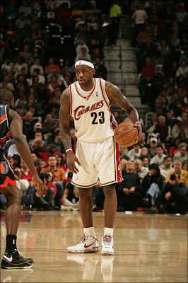 timeline 081030 nba lebron6 homepe 2008 09 Timeline