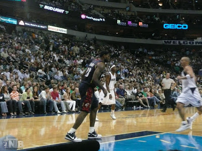 nike zoom lebron 6 pe white navy black 1 03 A Preview of the New York City Inspired Nike Zoom LeBron VI