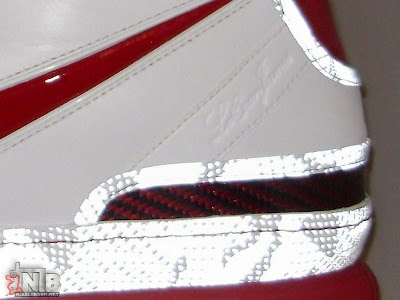 nike zoom lebron 6 pe cleveland home 1 11 An Exclusive Look at LeBron James ZLVI Home Player Exclusive
