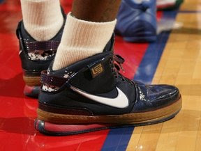 timeline 081225 shoe lebron6 chalk 2008 09 Timeline