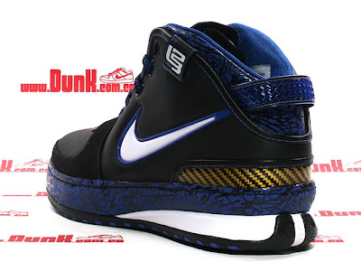 Fresh Look at the Upcoming Black Royal Maize ZLVI GR nike zoom lebron 6 gr black blue maize 3 04 Fresh Look at the Upcoming Black Royal Maize ZLVI GR