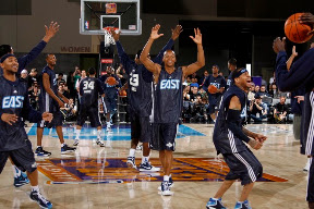 LeBron James Rocking the Akron Six During 2009 NBA All Star Festivities lebron james nba 090214 all star phoenix 26 LeBron James Rocking the Akron Six During 2009 NBA All Star Festivities