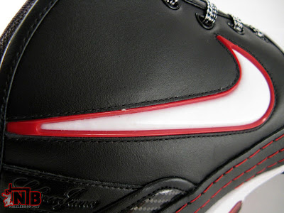 nike zoom lebron 6 gr black white red 16 29  A Common Colorway For An Extraordinary Sneaker